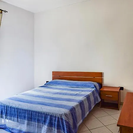Awesome Apartment In Cariati With 1 Bedrooms And Wifi