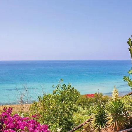 Awesome Apartment In Cariati With 1 Bedrooms And Wifi Apartment